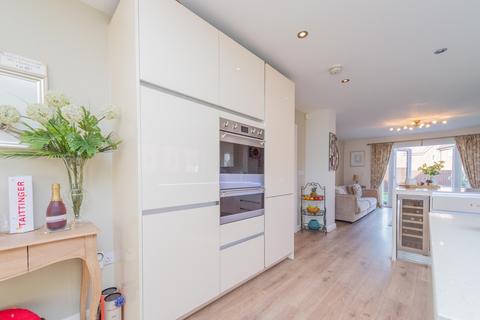 8 Blacksmiths View, Hadnall, Shrewsbury, SY4 3BF