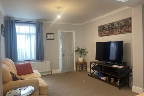 22 Gordon Road, Northfleet, Gravesend, DA11 9JW