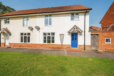 3 bedroom semi-detached house for sale, Valon Road, Arborfield, Reading