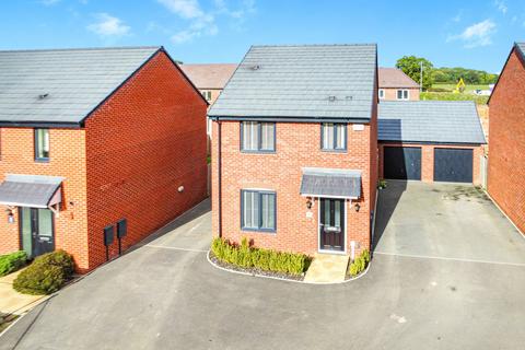 3 bedroom detached house for sale, Nuneaton CV11