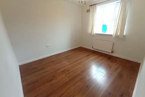 2 bedroom apartment to rent, Valley Grove, Lundwood, Barnsley