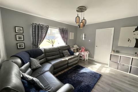 49 Ballifield Crescent, Sheffield, S13 9HQ