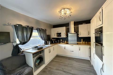 49 Ballifield Crescent, Sheffield, S13 9HQ