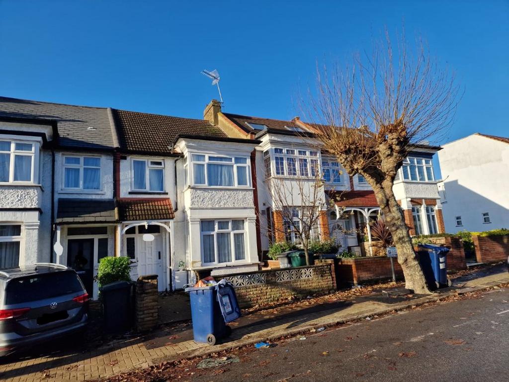 Audley Road,Hendon 3 bed terraced house for sale £850,000