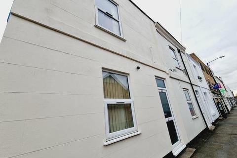 4 bedroom terraced house to rent, 25 Oxford Street, Leamington Spa