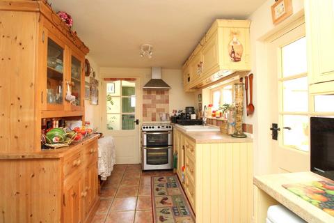 2 bedroom semi-detached house for sale, The Street, Easton, Woodbridge, IP13