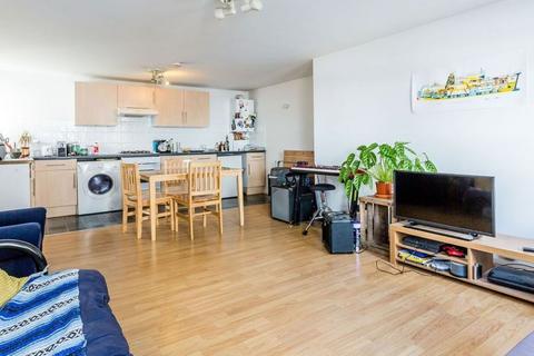 1 bedroom flat to rent, N16