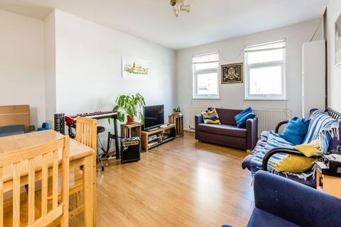 1 bedroom flat to rent, N16