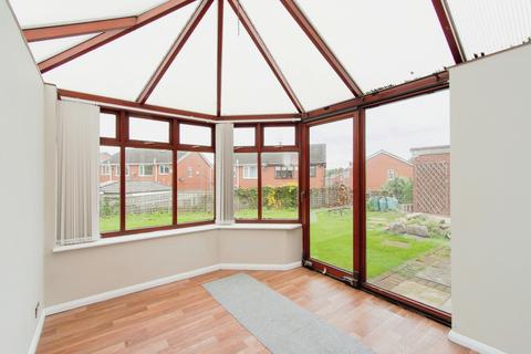 3 bedroom detached house for sale, Kendal Gardens, West Yorkshire WF10