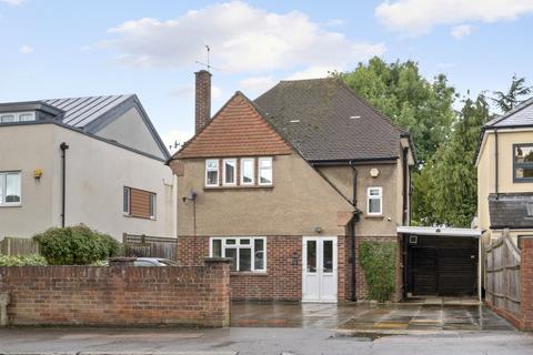 115 Grand Drive, Raynes Park, London, SW20 9EB