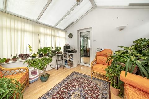 60 Lower Meadow, Harlow, CM18 7RE