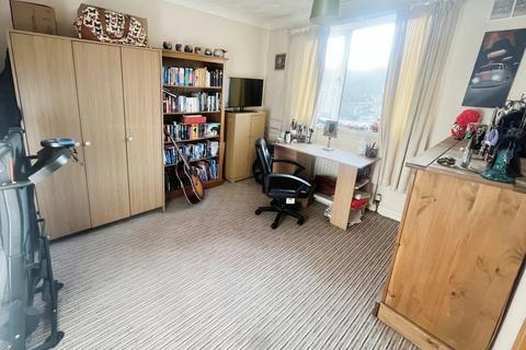 11 Filey Road, Grimsby, DN32 9SZ