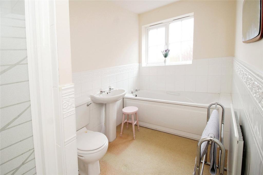 Bath/Shower Room/Wc
