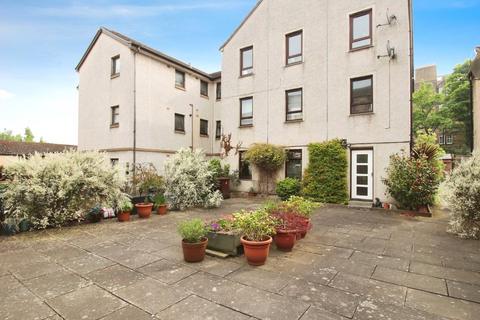 2 bedroom flat to rent, Kyle Place, Midlothian EH7