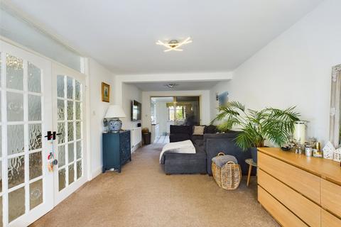 undefined, Newtons Close, Essex RM13