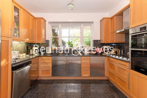 3 bedroom apartment to rent, King Henrys Road, Hampstead NW3