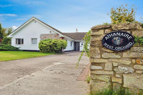 4 bedroom detached house for sale, Higher End, Barry CF62