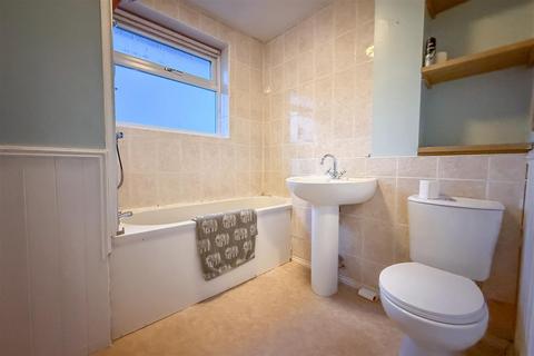 10 Ley Croft, Hatton, Derby, DE65 5QD