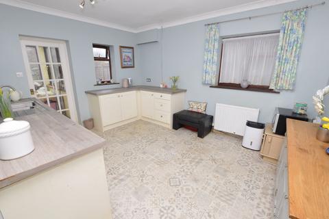51 Birch Road, Godalming, GU7 3NU