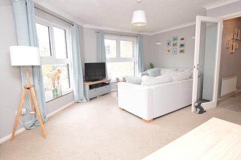 4 Chapel Fields, Godalming, GU7 2BS
