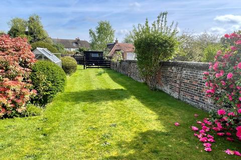 66 Hare Lane, Godalming, GU7 3EF