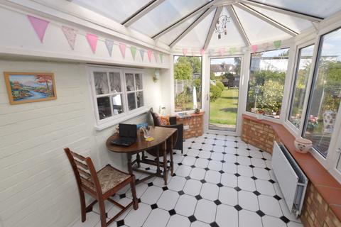 66 Hare Lane, Godalming, GU7 3EF