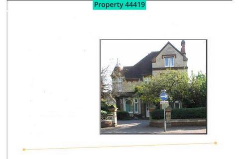 3 bedroom ground floor flat to rent, London Road, Reading, RG1 5AS