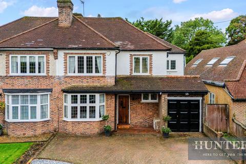 4 bedroom semi-detached house for sale, Avondale Avenue, Worcester Park