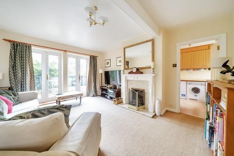 7 Eight Acres, Hindhead, GU26 6RY
