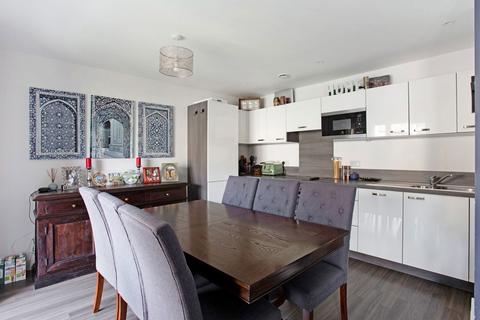 8, Westmead Court Adenmore Road, London, SE6 4EB