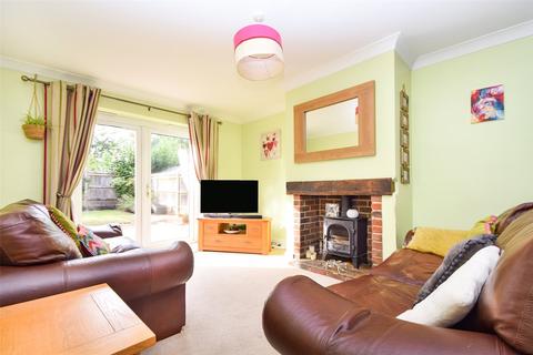 4 bedroom detached house for sale, Newlands Close, Hampshire GU46