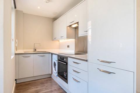 1 bedroom apartment for sale, Peach Street, Berkshire RG40