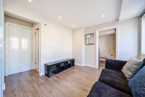 1 bedroom apartment for sale, Peach Street, Berkshire RG40