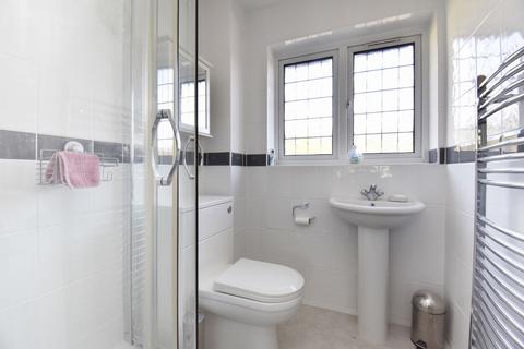 2 Romsey Close, Orpington, BR6 7WE
