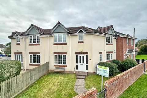 3 bedroom terraced house for sale, Woodfield Close, Kingstone, Hereford, HR2