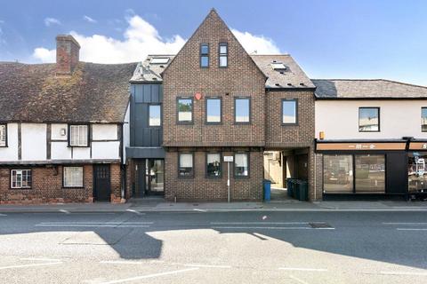 Peach Street, Berkshire RG40