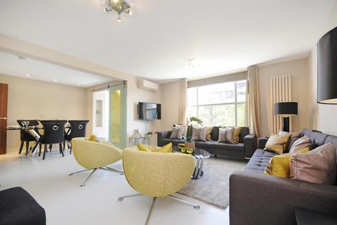 3 bedroom apartment to rent, St. Johns Wood Park, St. John's Wood, London, NW8