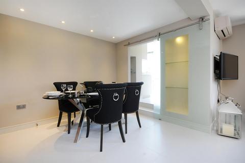 3 bedroom apartment to rent, St. Johns Wood Park, St. John's Wood, London, NW8