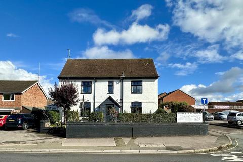 5 bedroom detached house for sale, Hucclecote Road, Hucclecote GL3