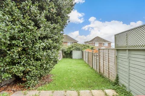 3 bedroom end of terrace house for sale, Heath Road, Coxheath, Maidstone, Kent