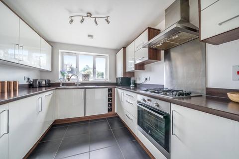 2 bedroom apartment for sale, Aldenham Road, Hertfordshire WD23