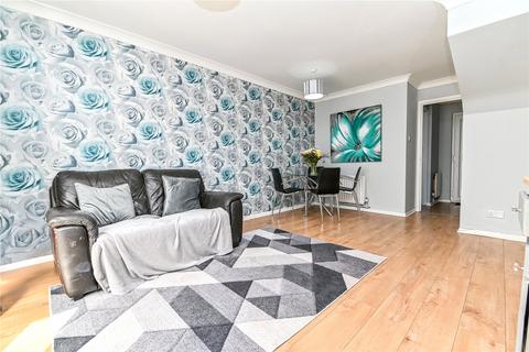 2 The Hyde, New Milton, BH25 5GA