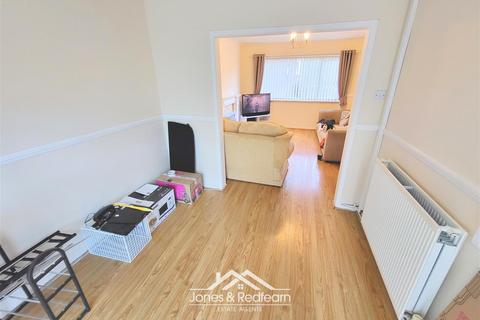 22 Pendre Avenue, Rhyl, LL18 4NH