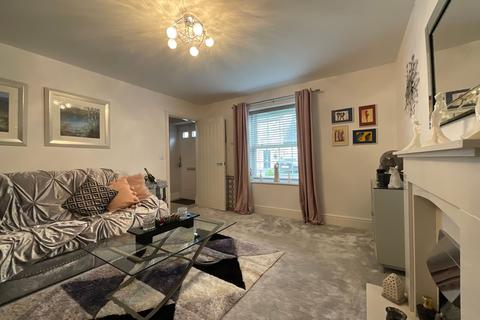 43 Turnberry Drive, Stoke-on-trent, ST4 8EZ