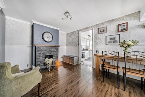 undefined, Park Crescent, Crowborough