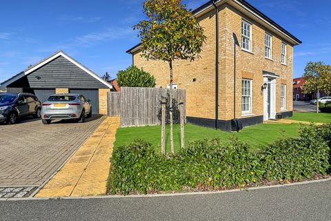 4 bedroom detached house for sale, Keats Crescent, Brightlingsea, Colchester, CO7