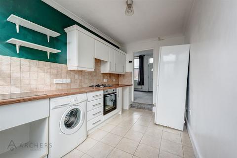 2 bedroom terraced house for sale, Trafalgar Road, Wadsley Bridge, Sheffield