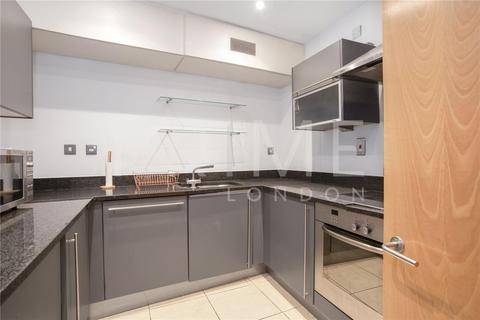 3 bedroom apartment to rent, Parliament View Apartments,1 Albert Embankment, London