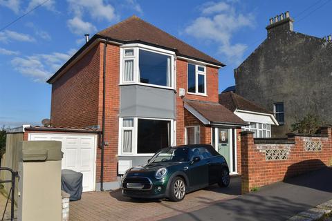 3 bedroom detached house for sale, Ashburnham Road, Hastings