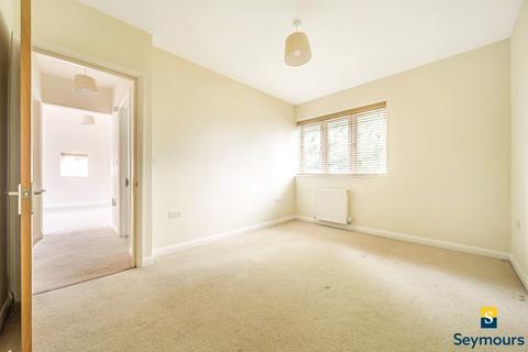 Flat 2, Pewley View, 2 Guildford Park Road, Guildford, GU2 7ND